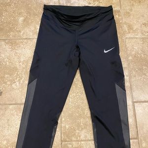 Nike capri leggings 7/8 small